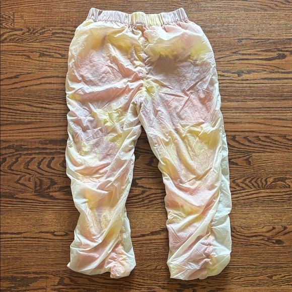 SET- Out from Under Surfside Quarter Zip Cropped Hoodie & Printed Pants, Size M - Picture 12 of 13